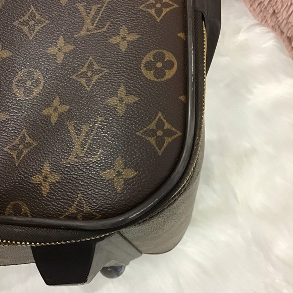 Louis Vuitton Pegase 70 - Picture 5 of 13